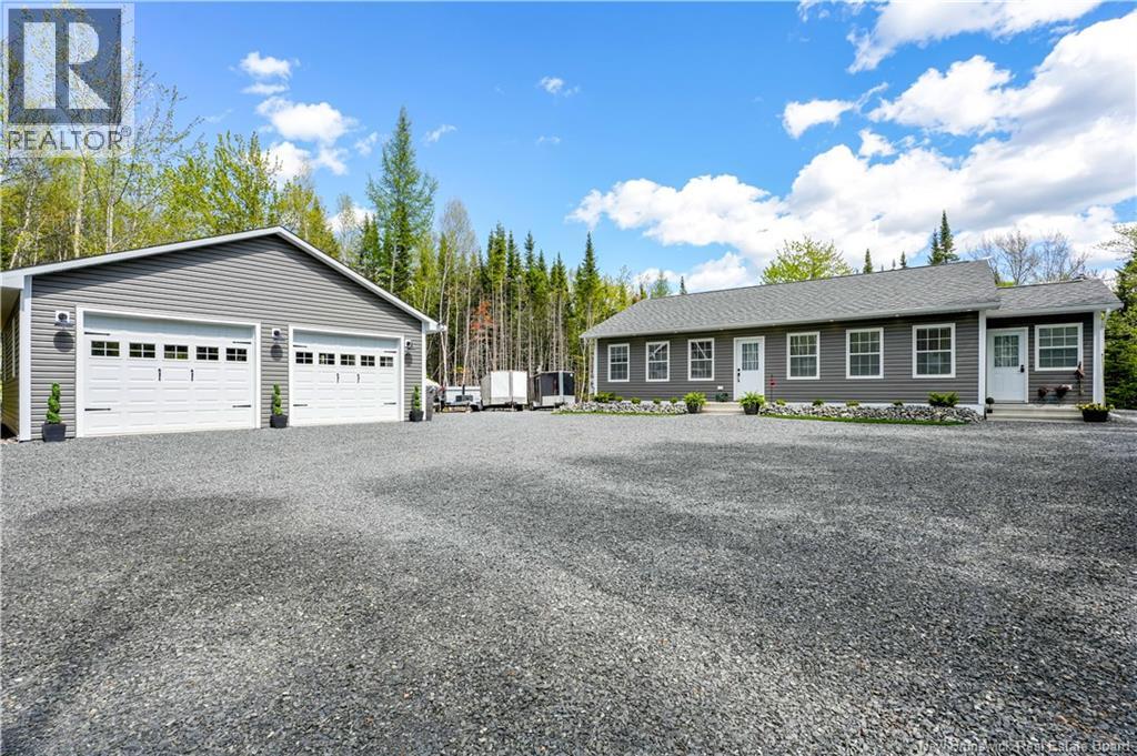 9 Waterfront Lane