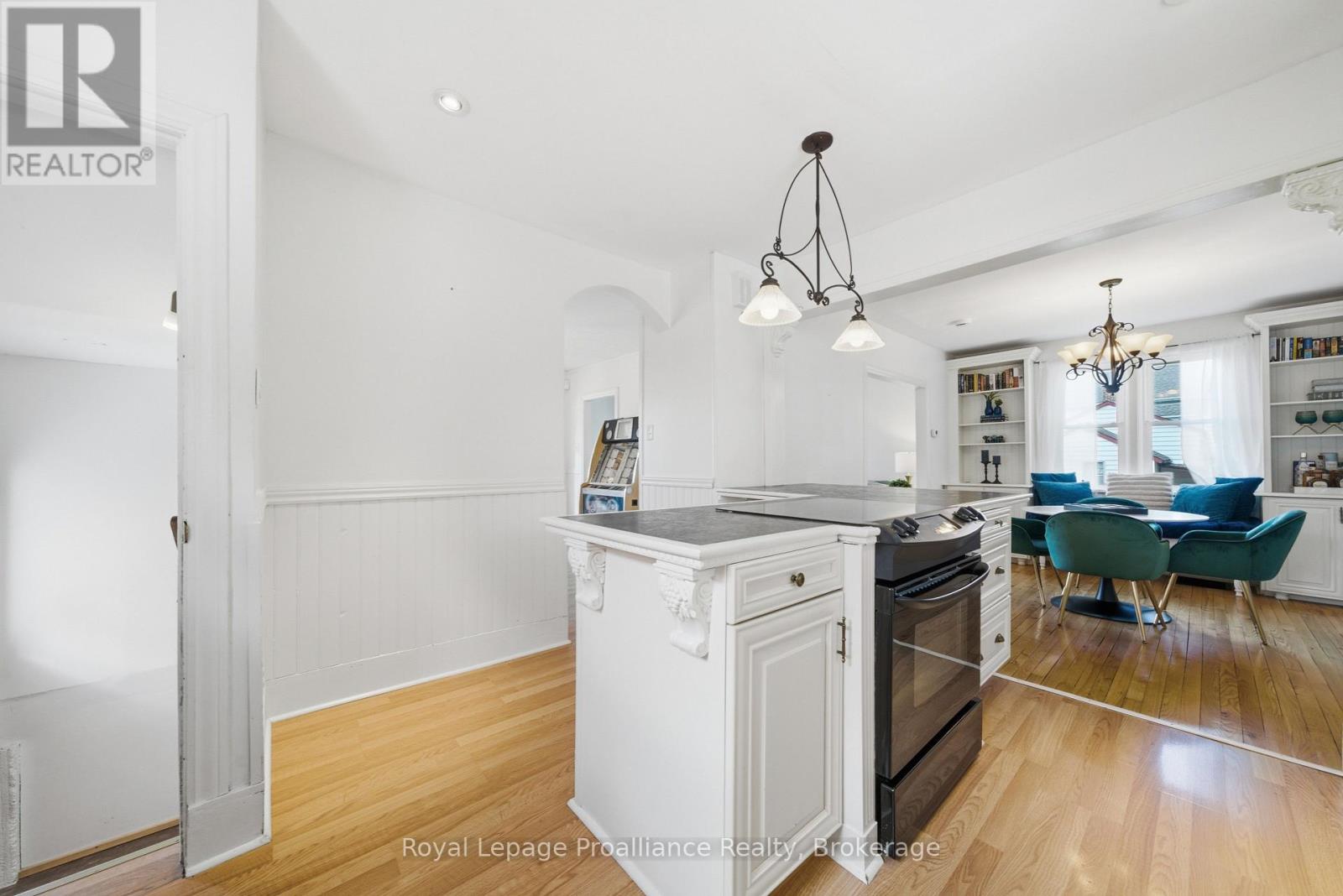 165 LINGHAM STREET - 21