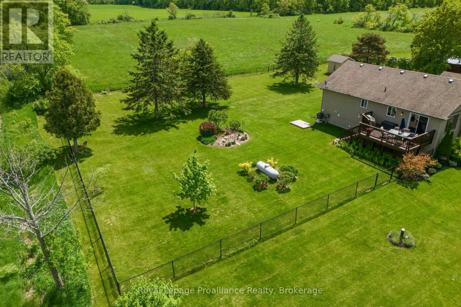 561 STACEY ROAD - 41