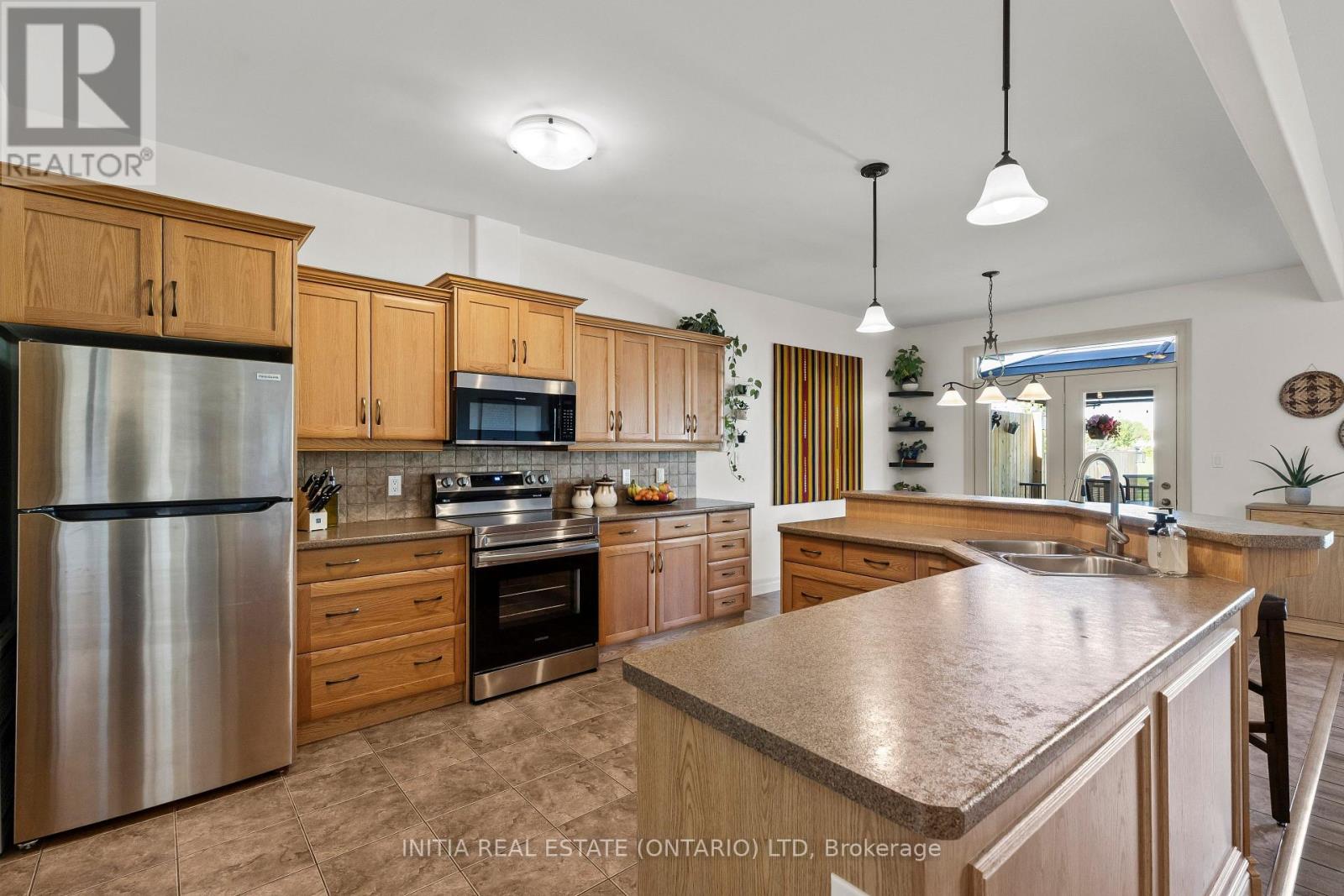 477 1ST AVENUE - 15