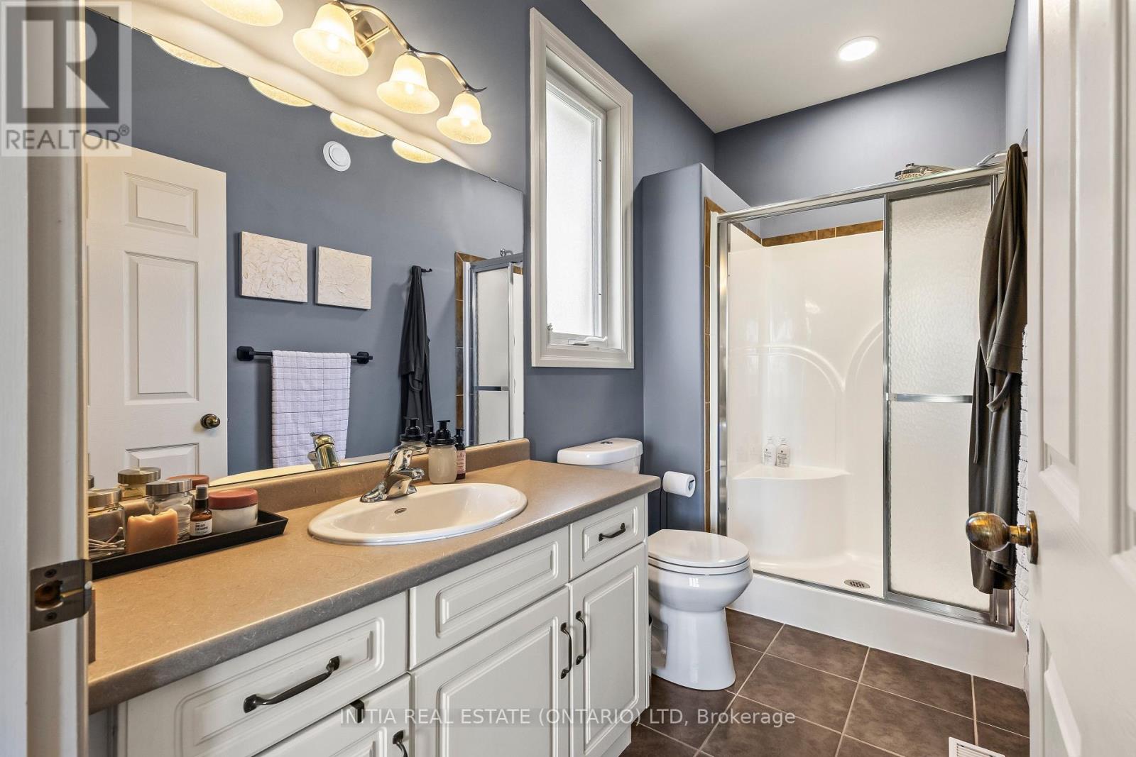 477 1ST AVENUE - 22