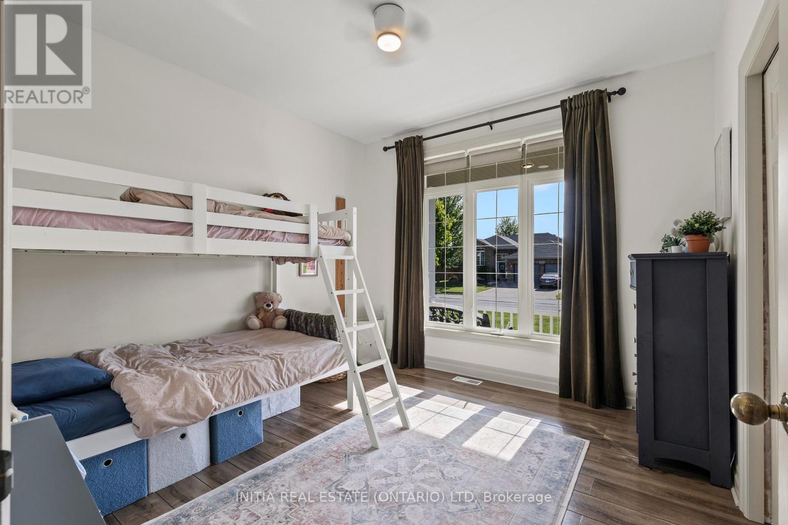 477 1ST AVENUE - 25