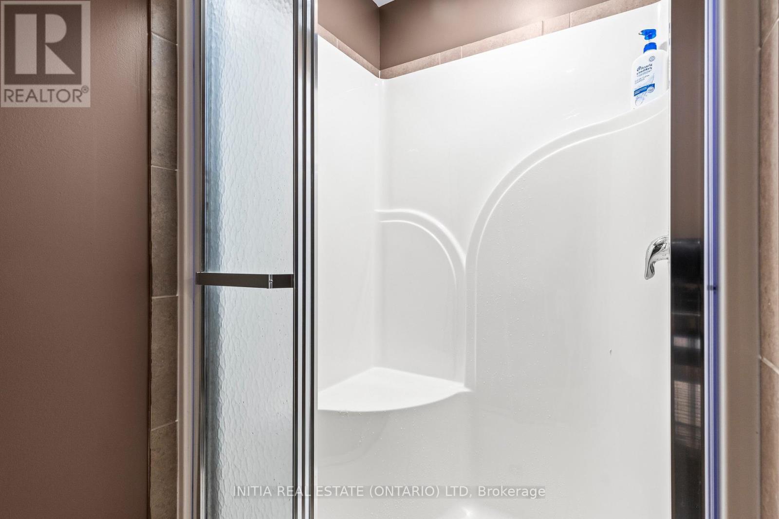 477 1ST AVENUE - 39