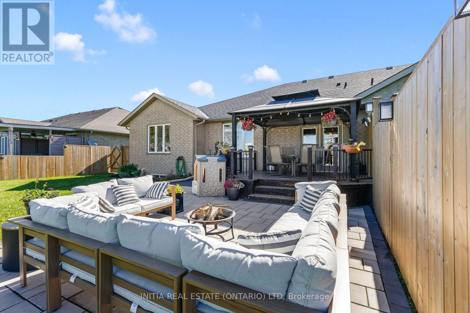 477 1ST AVENUE - 43