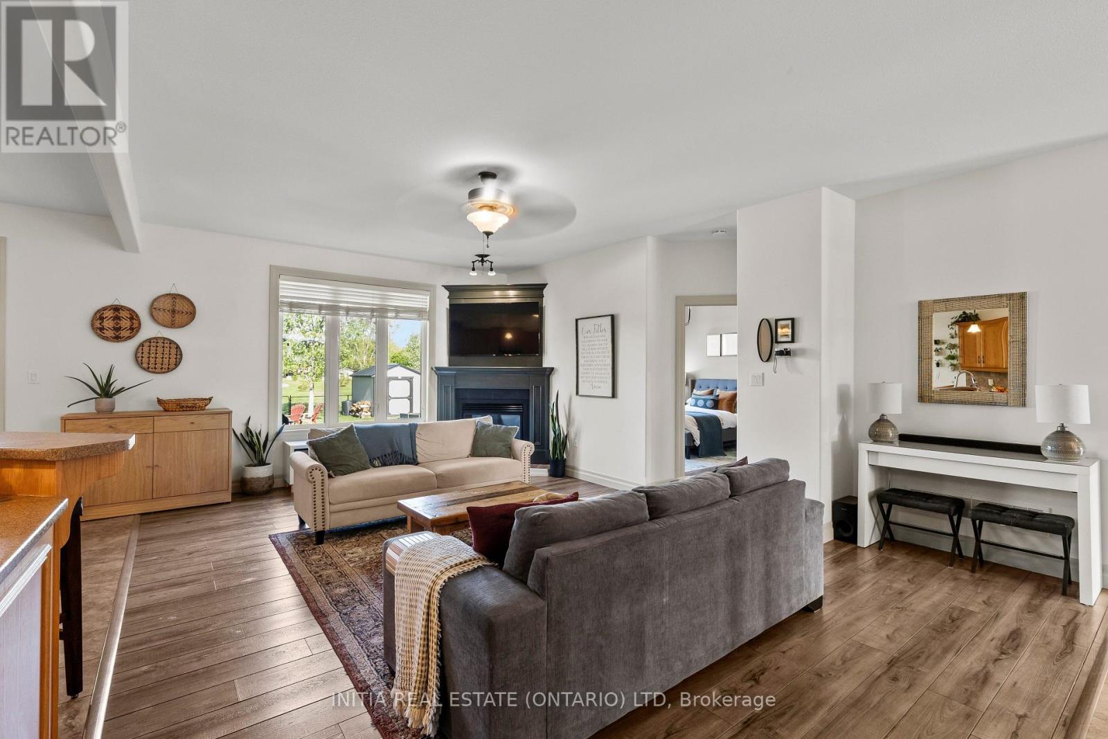 477 1ST AVENUE - 6