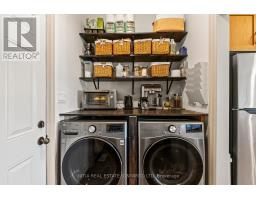477 1st Avenue, Petrolia, ON N0N1R0 Photo 8