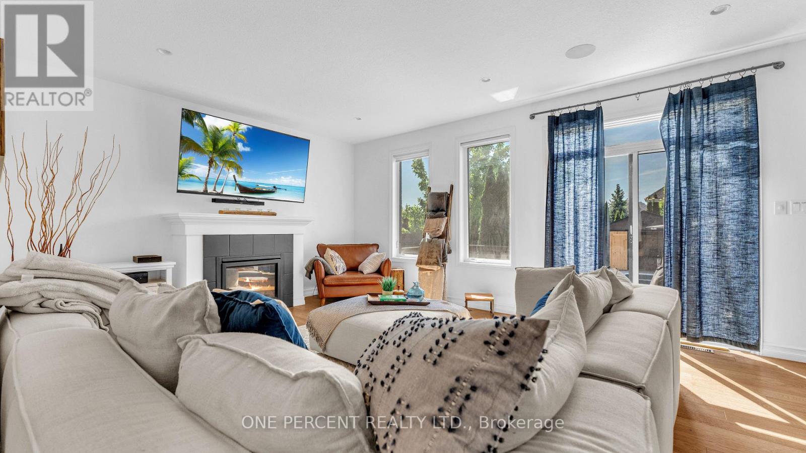 16 PEREGRINE AVENUE - 13