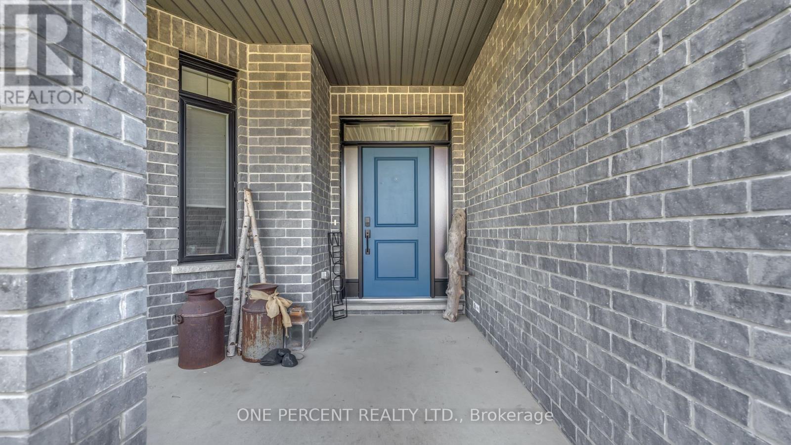16 PEREGRINE AVENUE - 3
