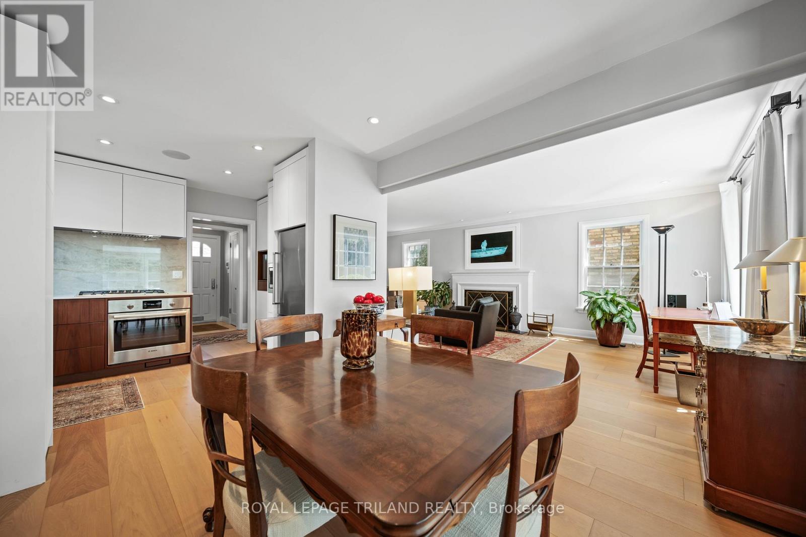 997 MAITLAND STREET - 12