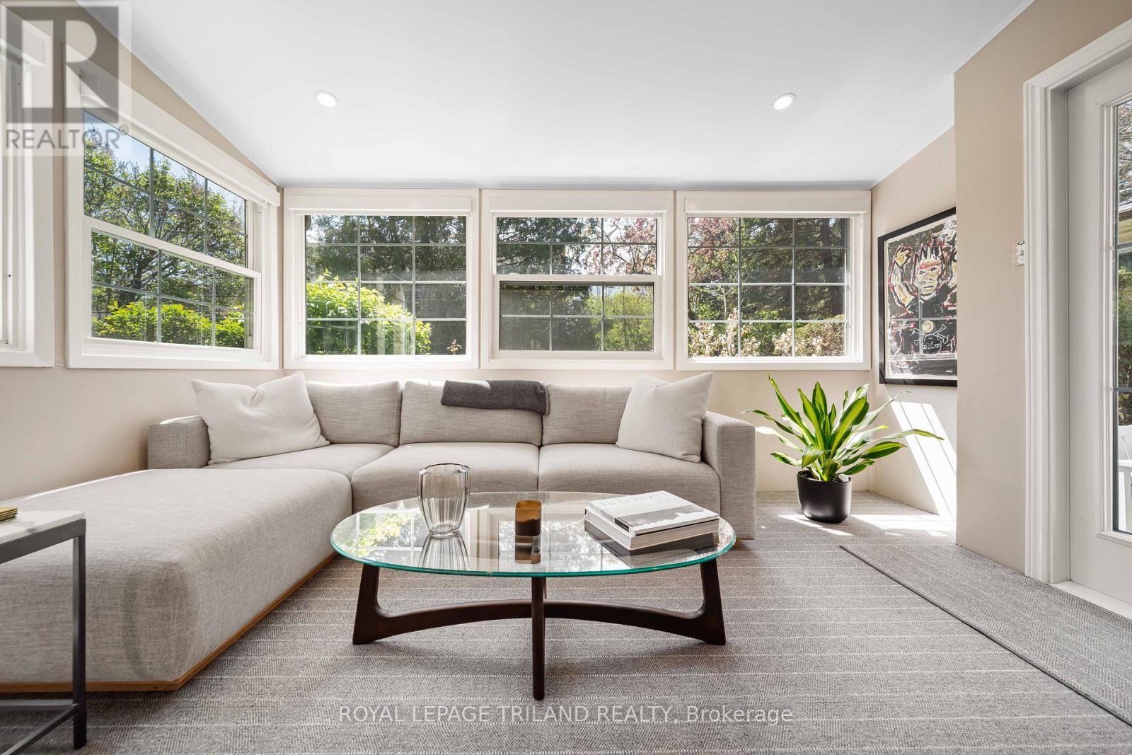 997 MAITLAND STREET - 18