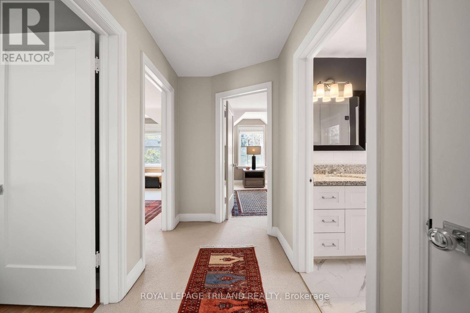 997 MAITLAND STREET - 22