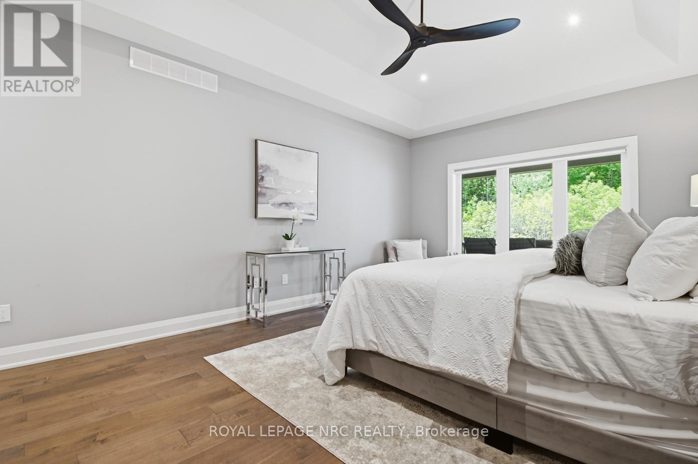 81 BUTLERS DRIVE N - 28