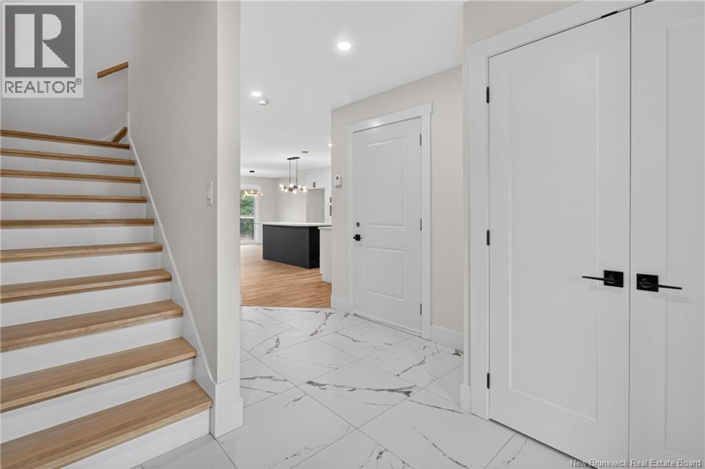104 Francfort Crescent - 14