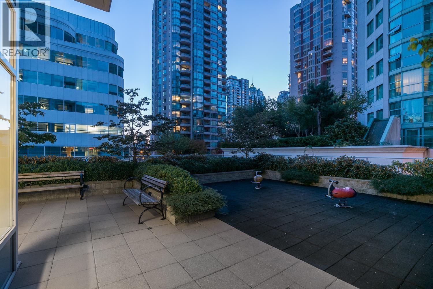 1 Bed, 1 Bath House for Sale in Vancouver – 1905 821 CAMBIE STREET, Vancouver - Image 17