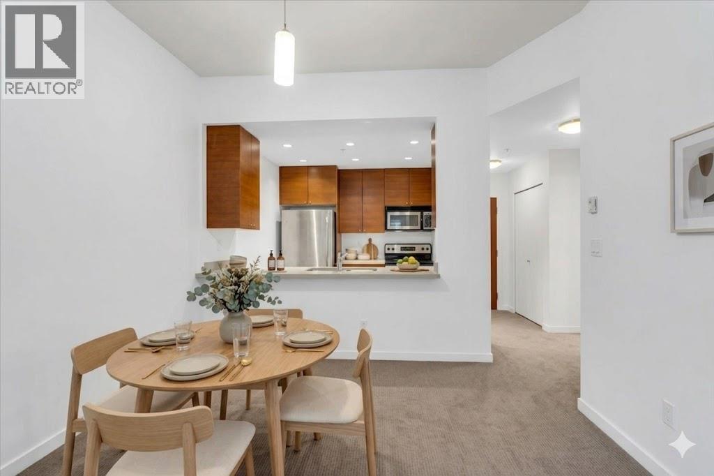 1 Bed, 1 Bath Condo for Sale in Vancouver – 313 1010 HOWE STREET, Vancouver – MLS# R3122275 - Image 2