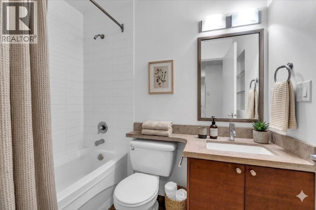 1 Bed, 1 Bath Condo for Sale in Vancouver – 313 1010 HOWE STREET, Vancouver – MLS# R3122275 - Image 10