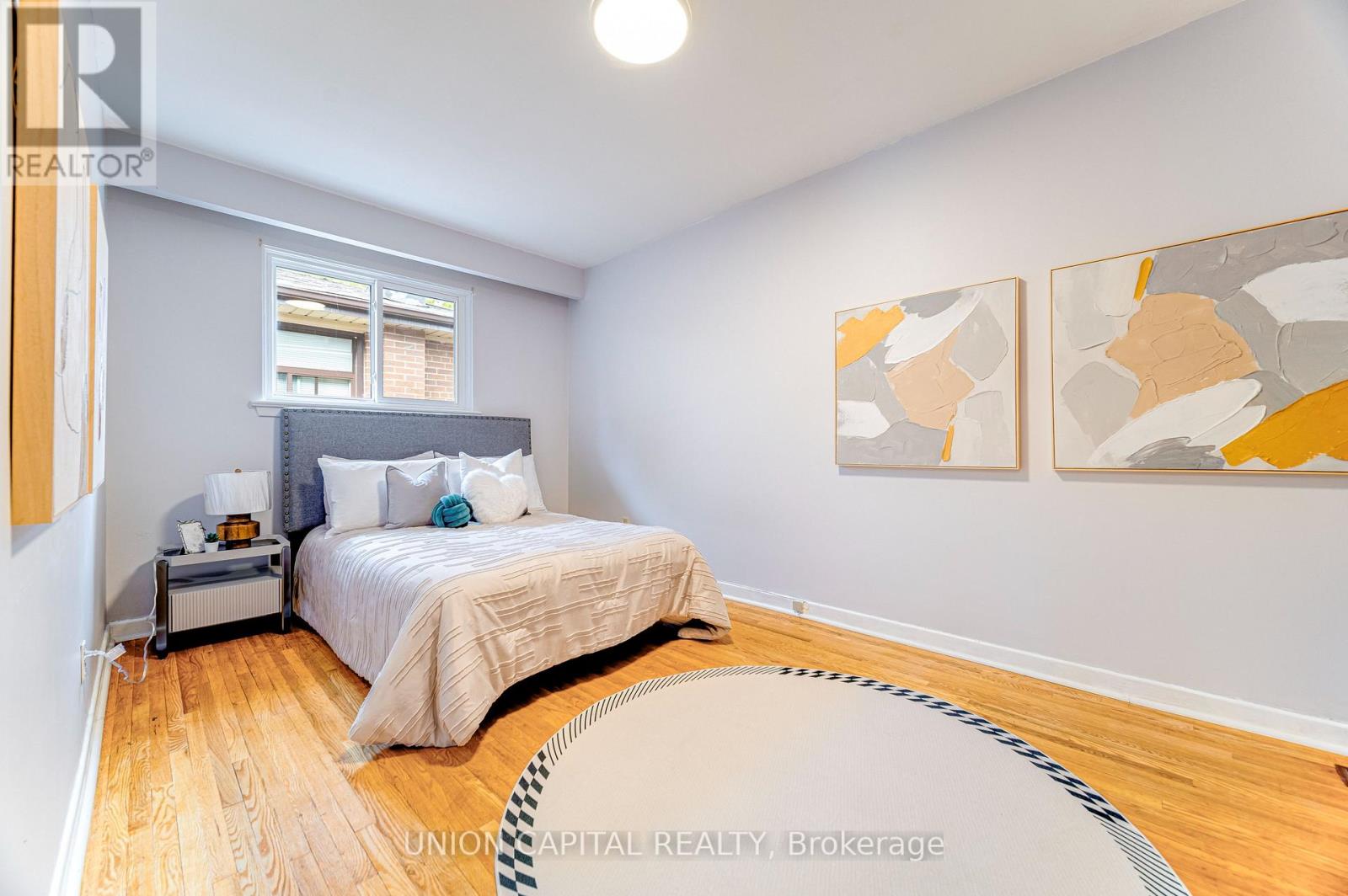 483 HUNTINGWOOD DRIVE - 17