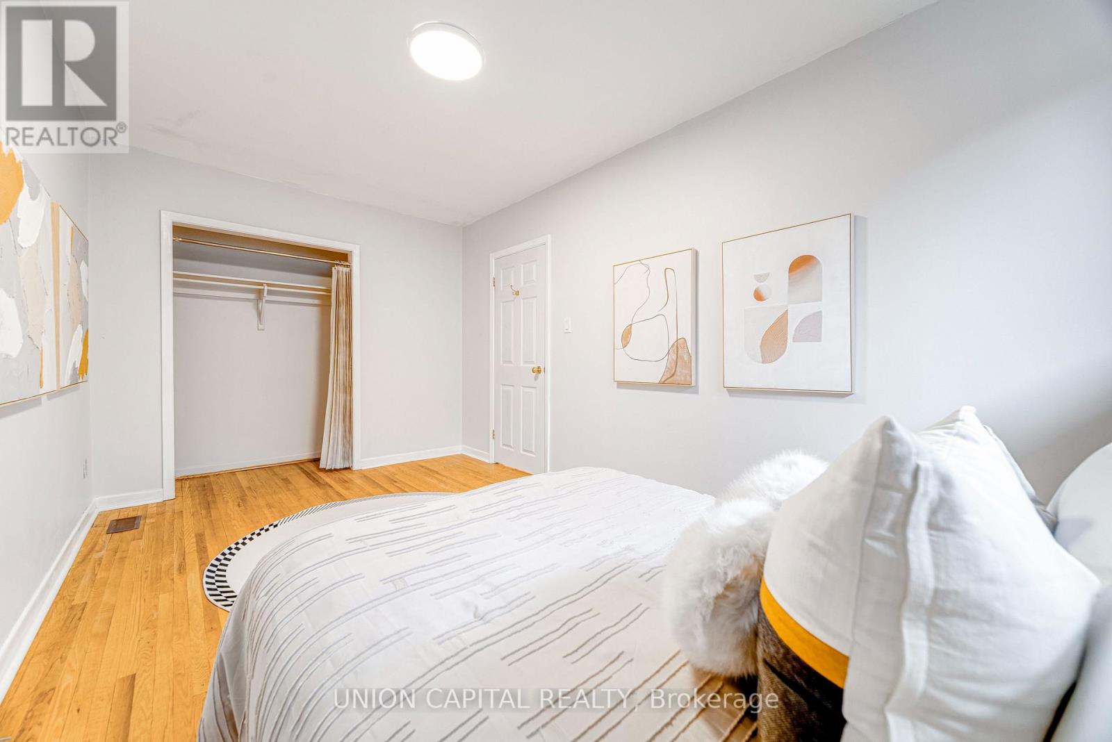 483 HUNTINGWOOD DRIVE - 18