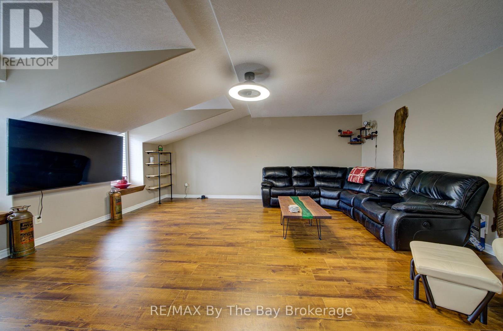 229 ATKINSON STREET - 22