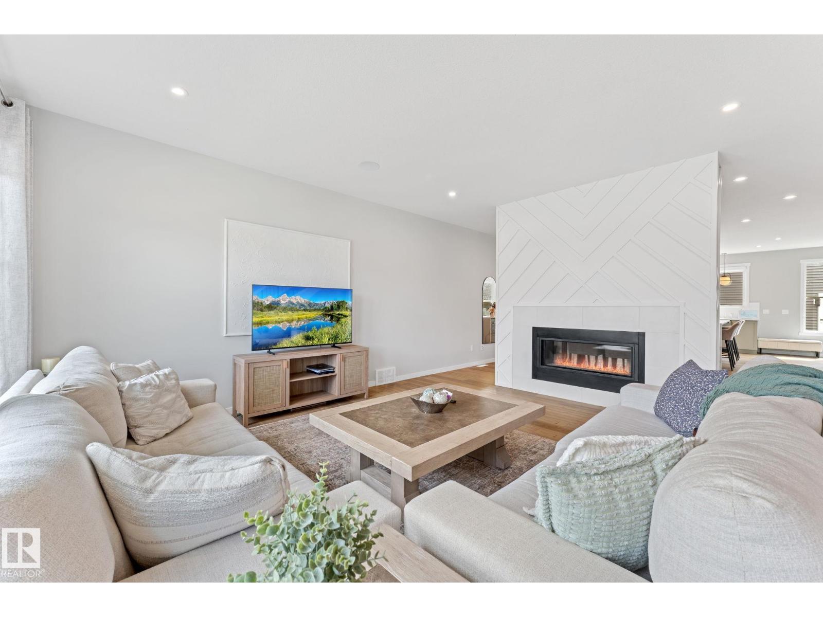 6339 GREENAWAY AV NW - 10