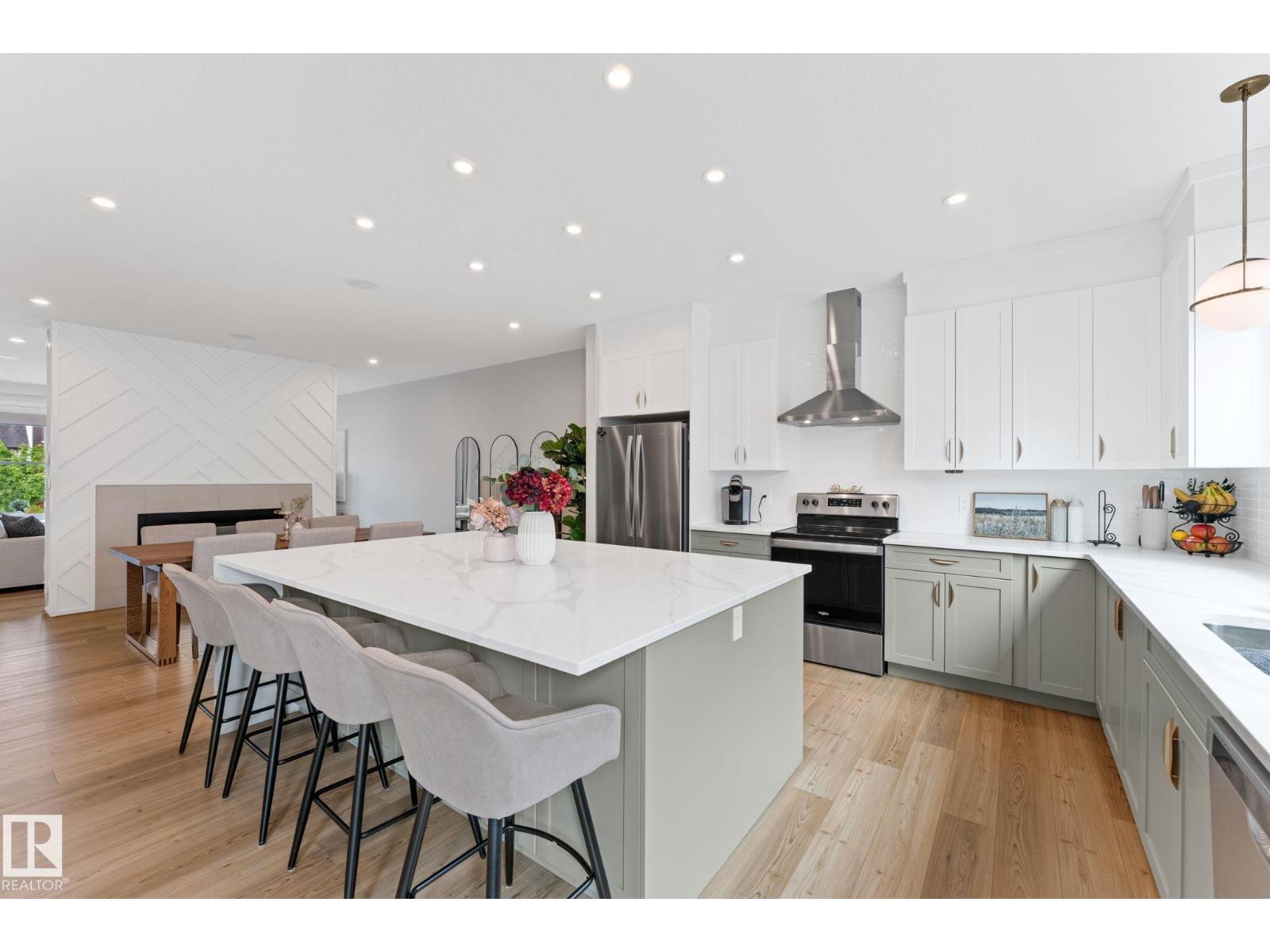 6339 GREENAWAY AV NW - 16