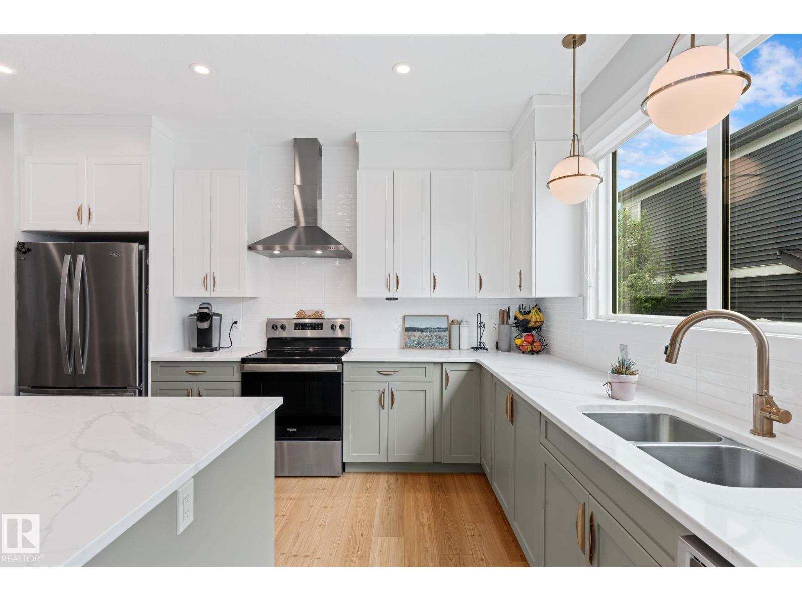 6339 GREENAWAY AV NW - 17