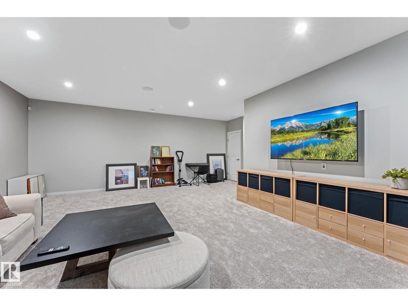6339 GREENAWAY AV NW - 43