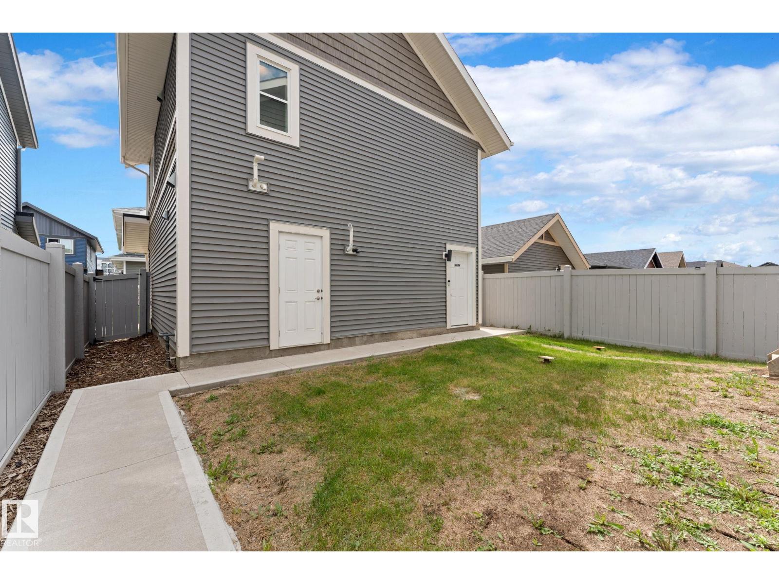6339 GREENAWAY AV NW - 46