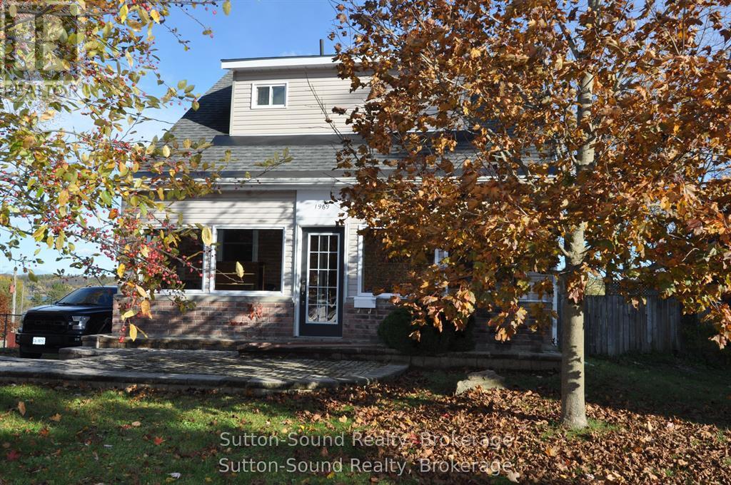 1969 4TH AVENUE W - 1