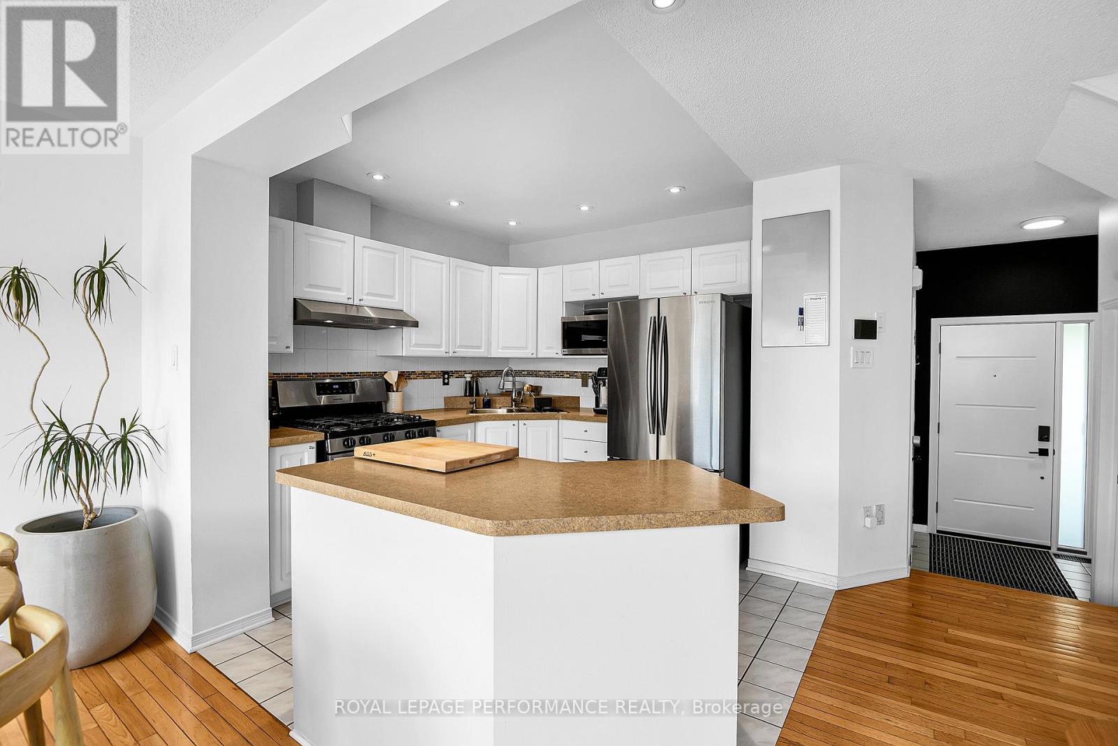 4310 SUNWOOD CRESCENT - 11
