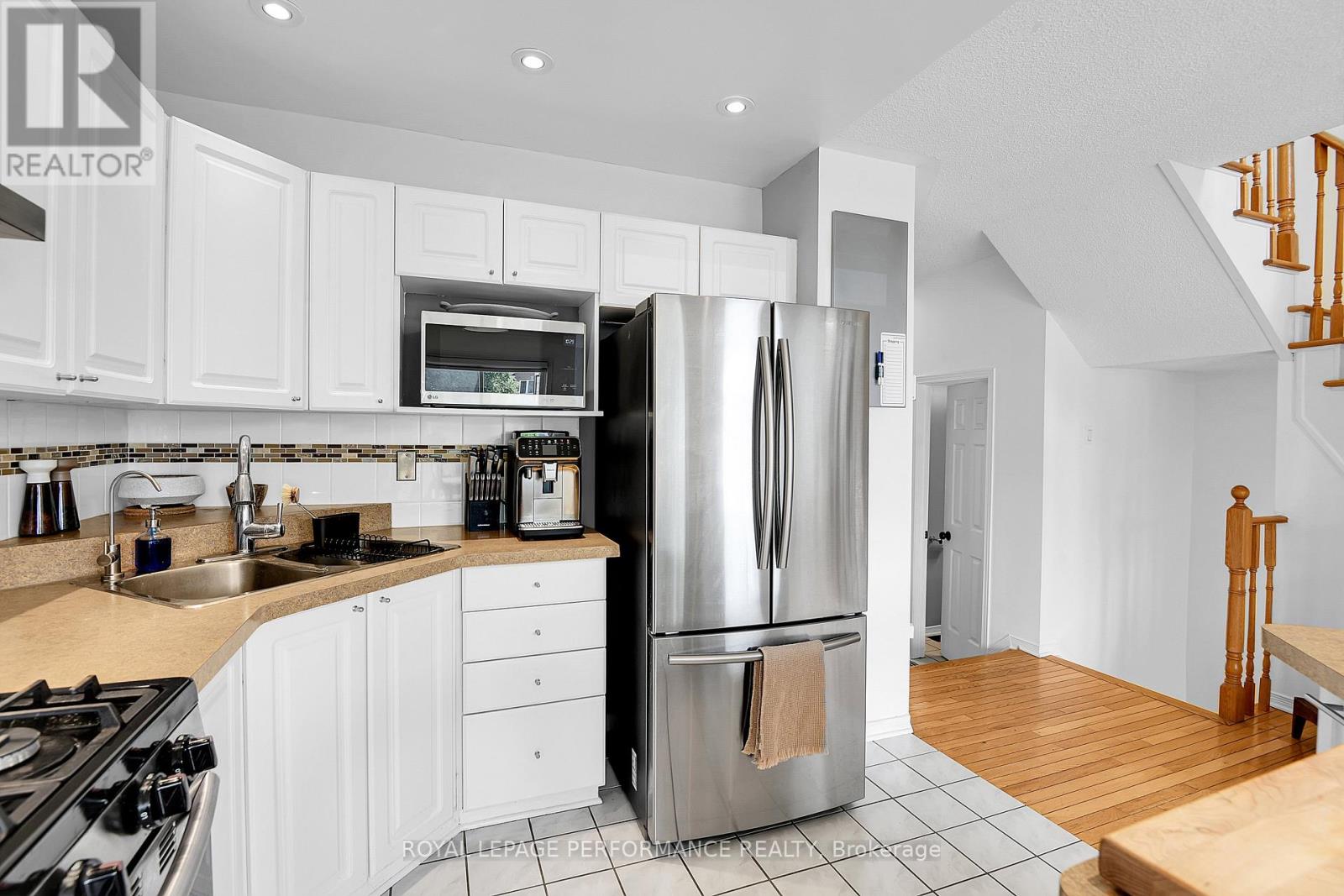 4310 SUNWOOD CRESCENT - 14
