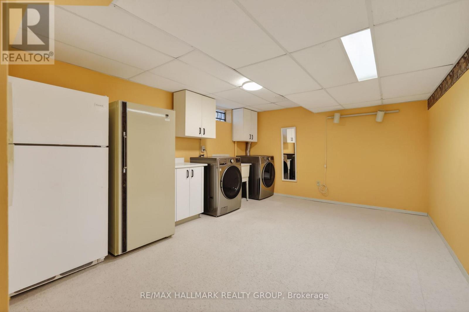 307 BEECHGROVE AVENUE - 35