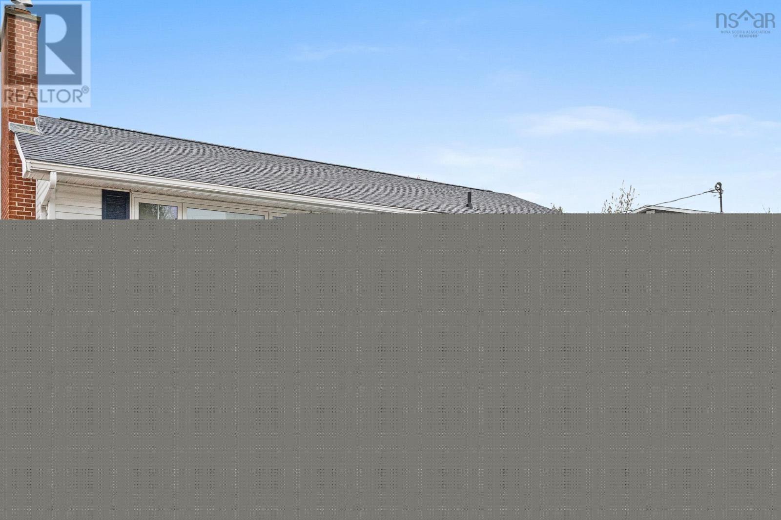 79 Sapphire Crescent - 2