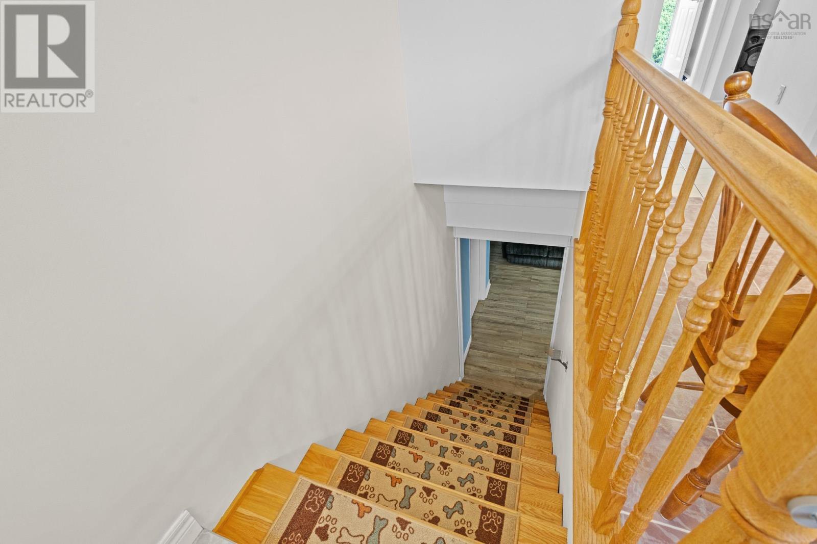 Property 22 of 24 of 79 Sapphire Crescent