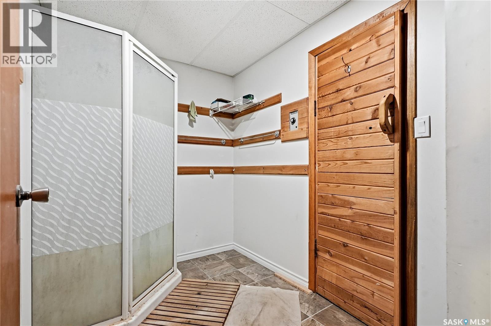 340 Charles STREET — photo 25