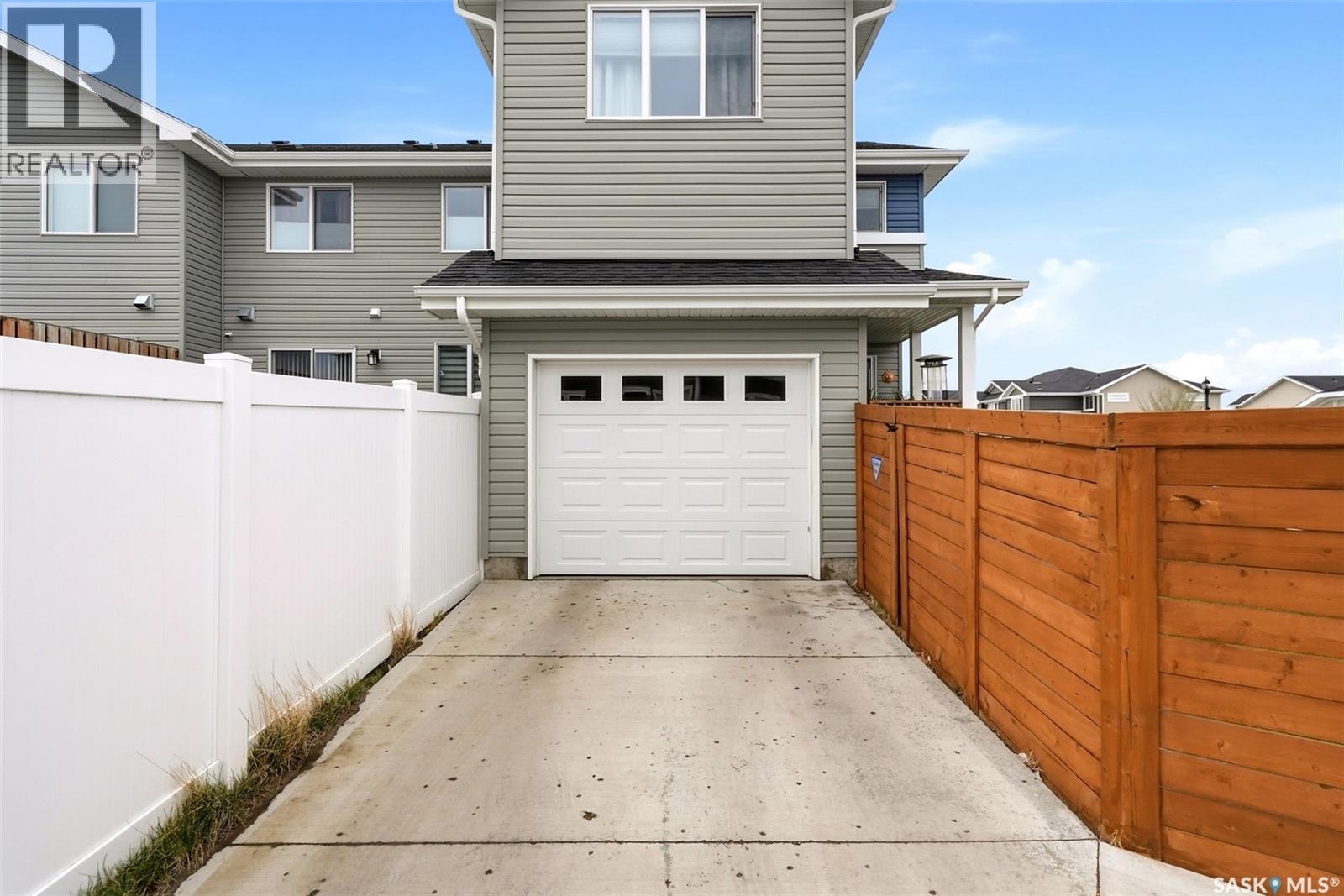 #3178 Green Stone ROAD - 44