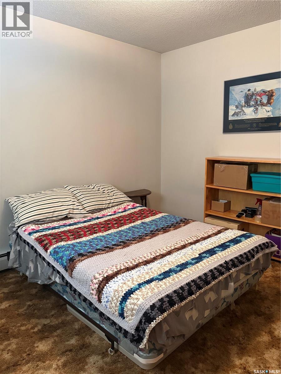 1058 MONTAGUE STREET - 11