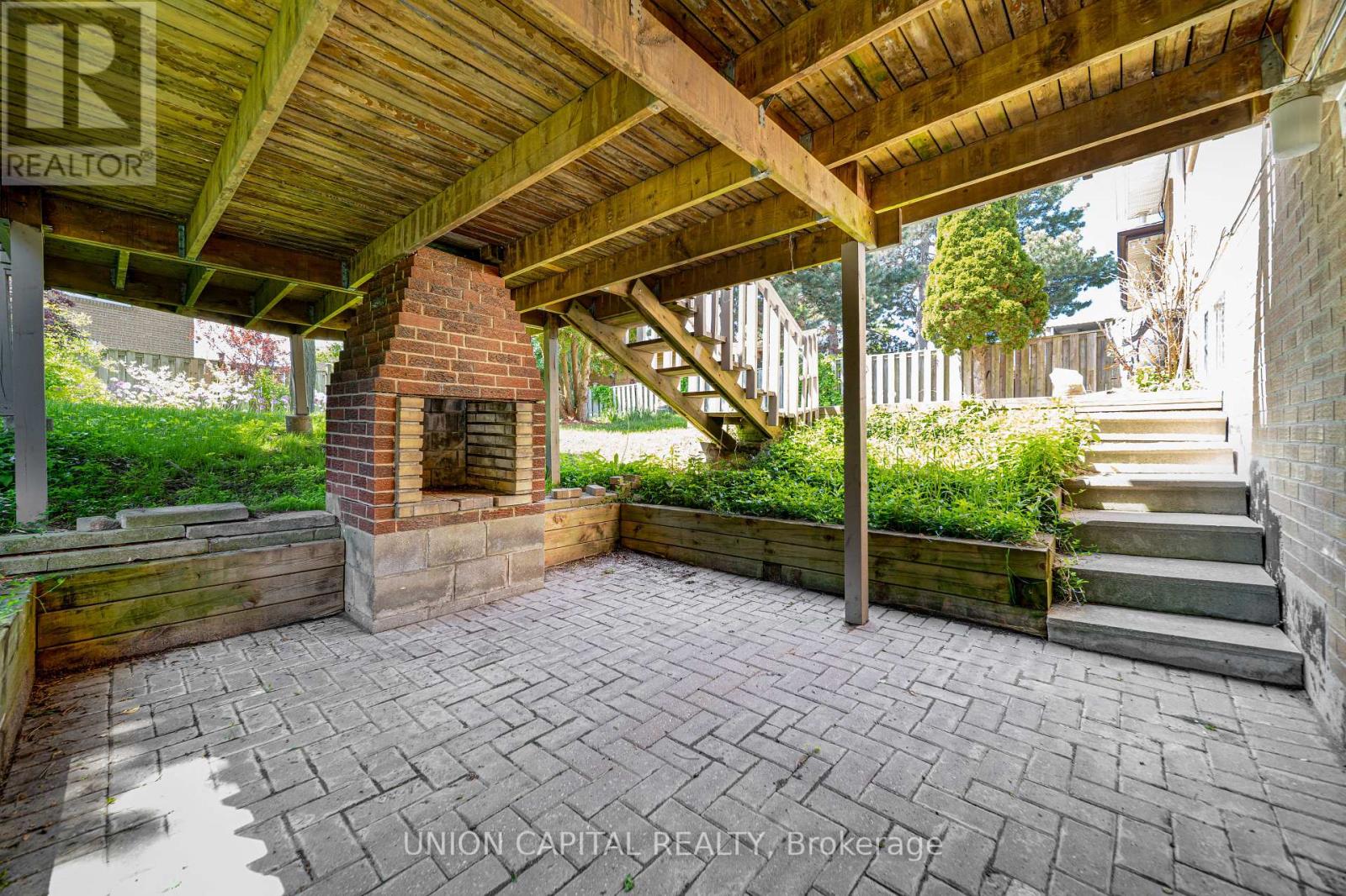 483 HUNTINGWOOD DRIVE - 36