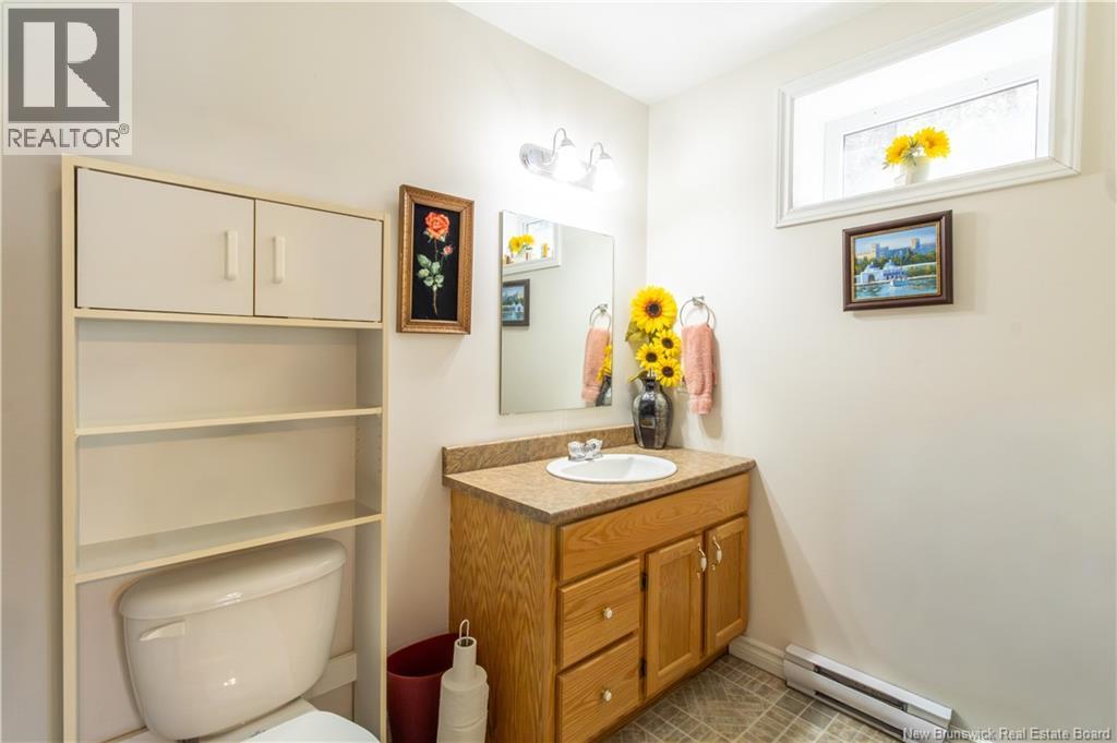 16 Phyllis Lane - Image 23