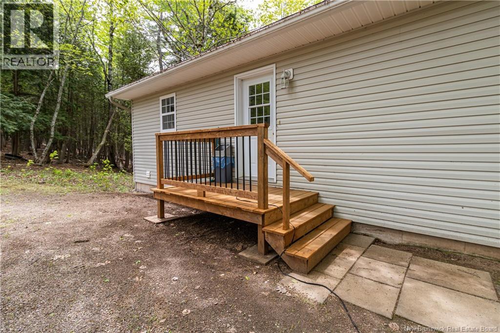 16 Phyllis Lane - Image 30