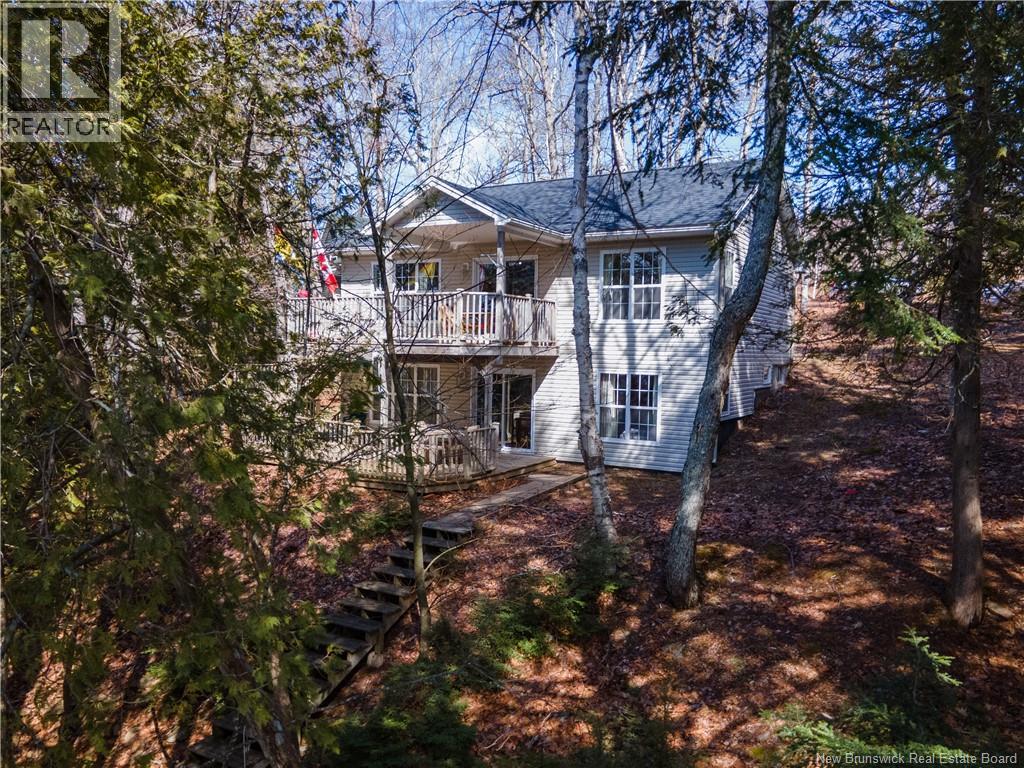 16 Phyllis Lane - Image 32