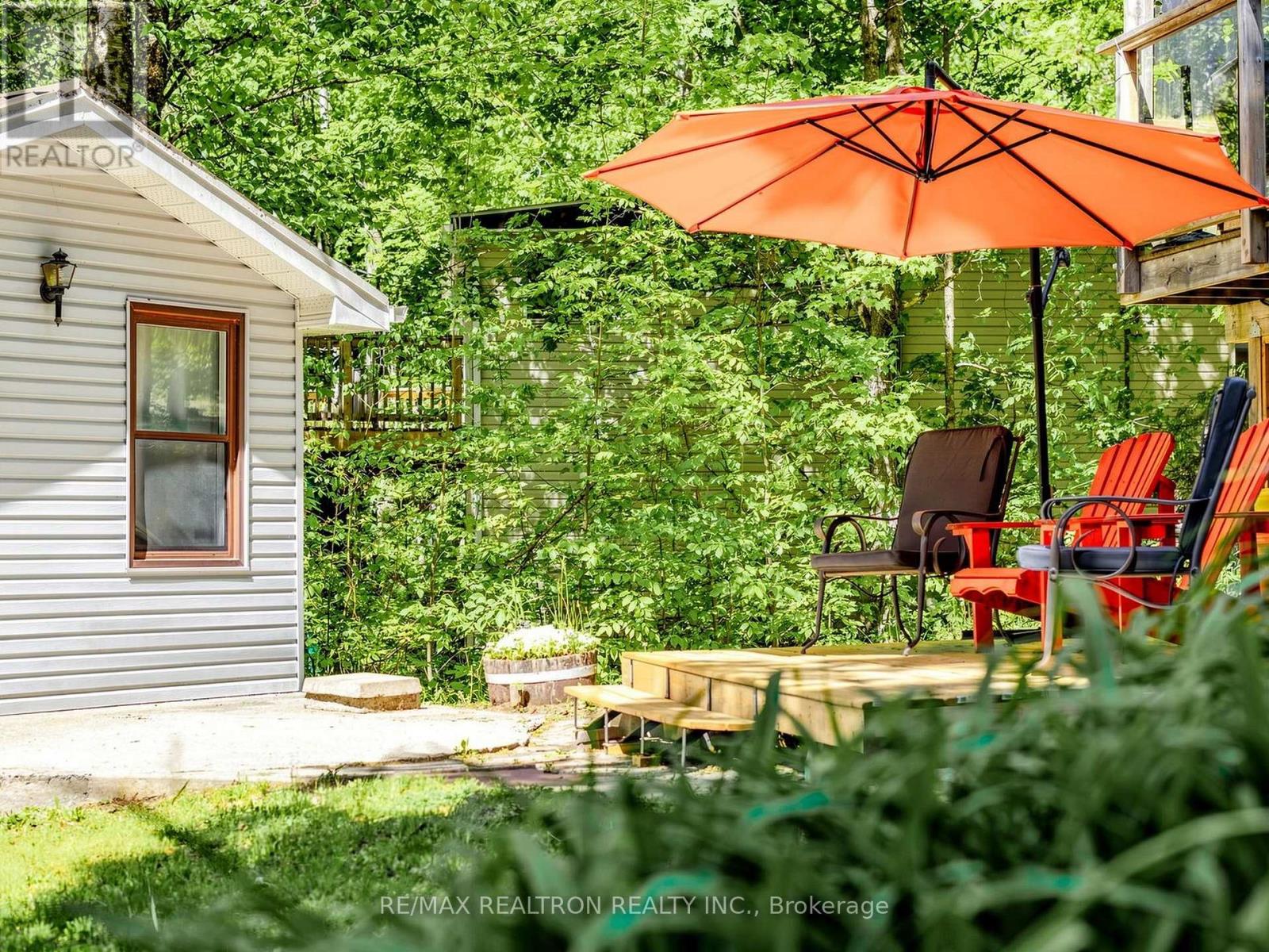 286 EDWINA DRIVE - 33