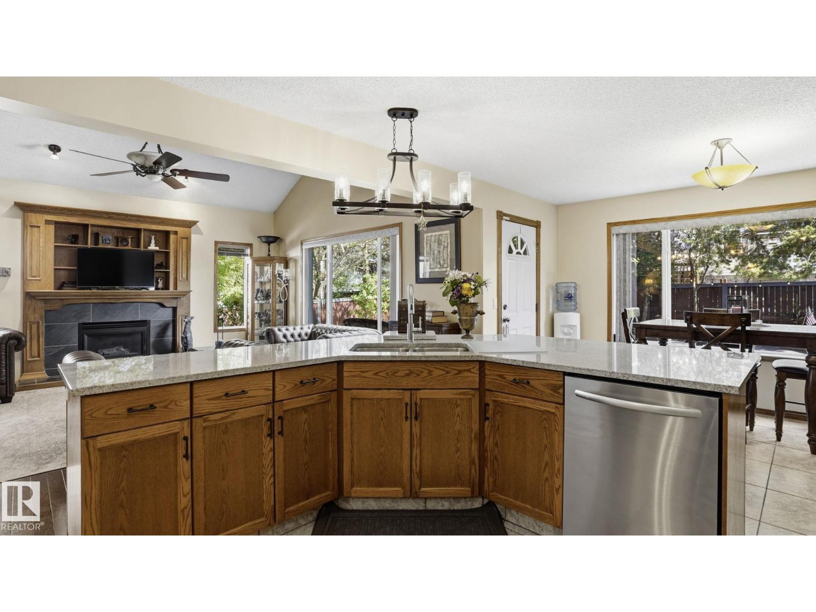 4309 37A AV NW - 13