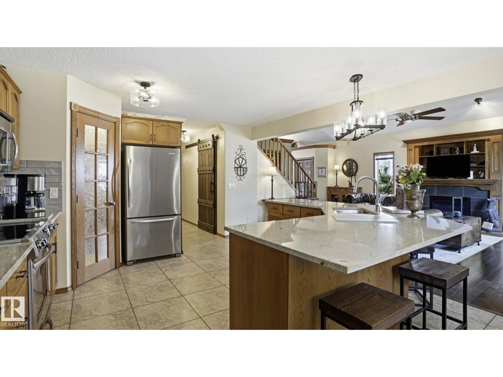 4309 37A AV NW - 14