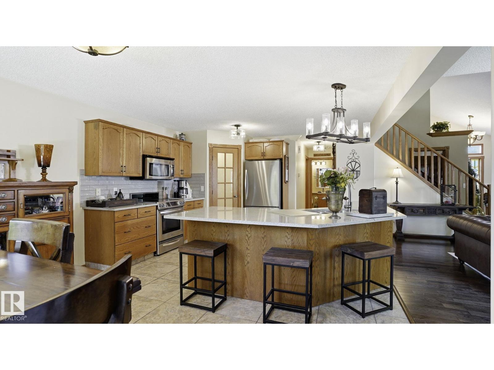 4309 37A AV NW - 19