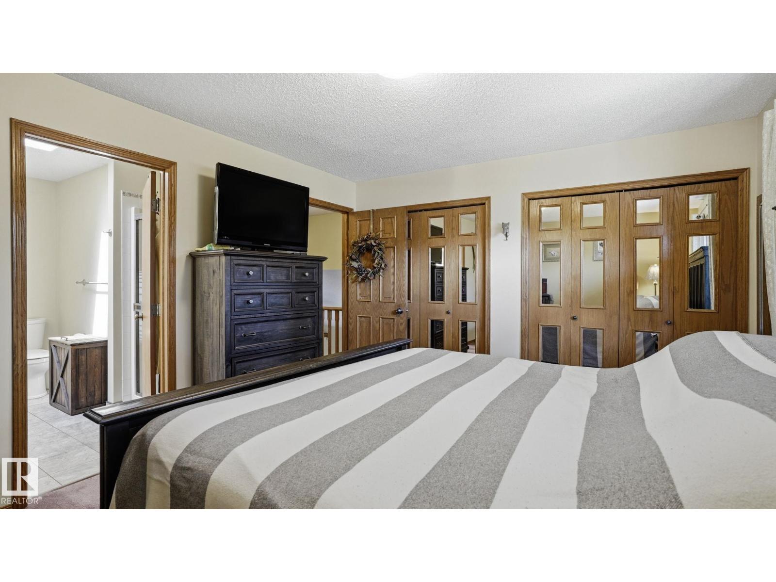 4309 37A AV NW - 24