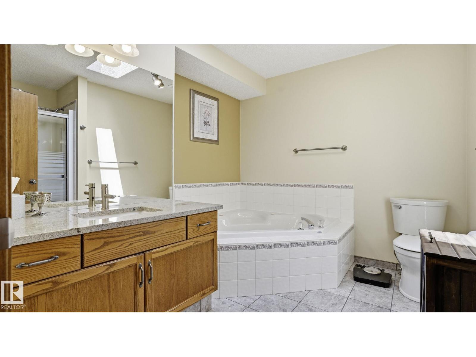 4309 37A AV NW - 25