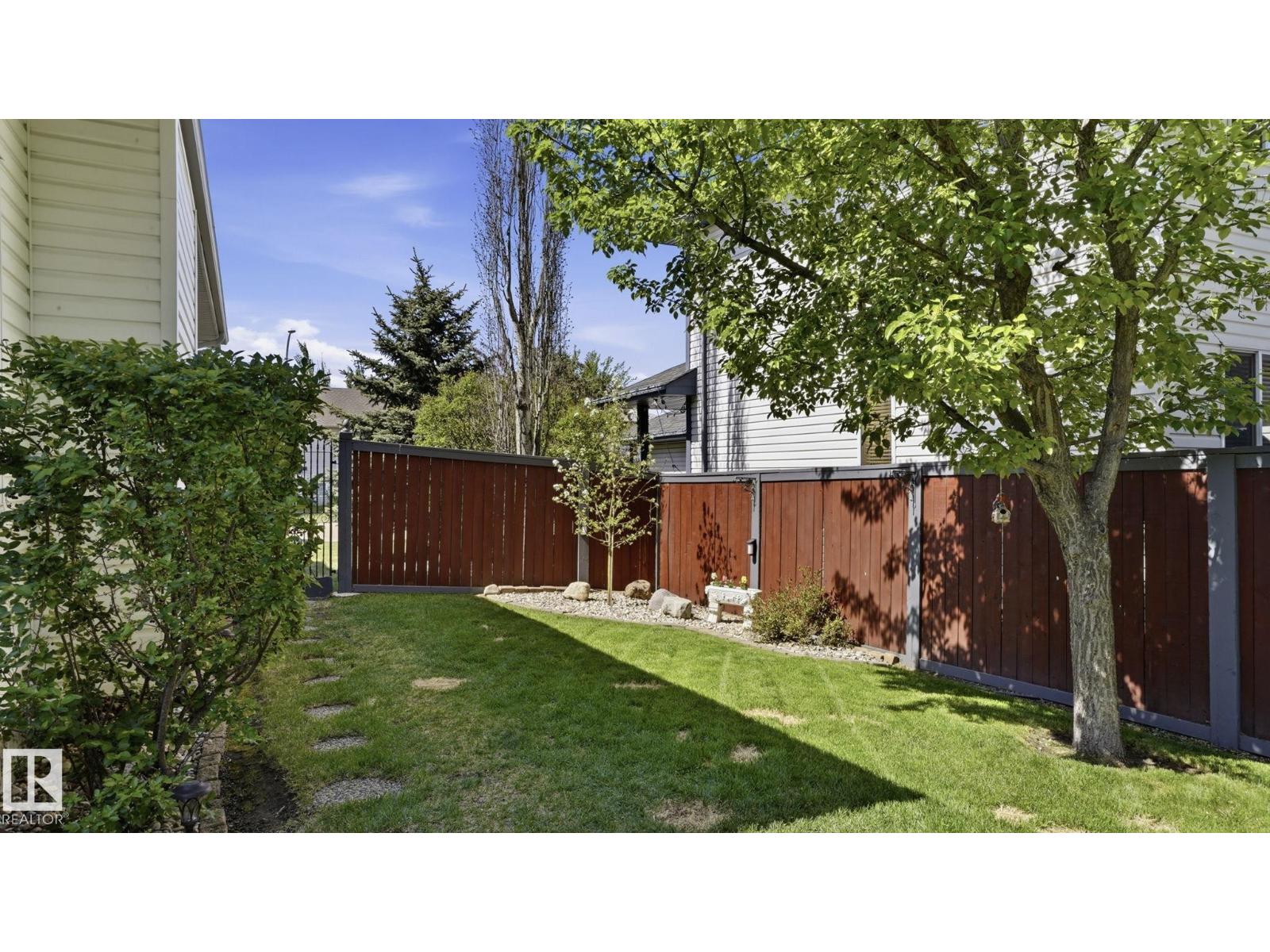 4309 37A AV NW - 44