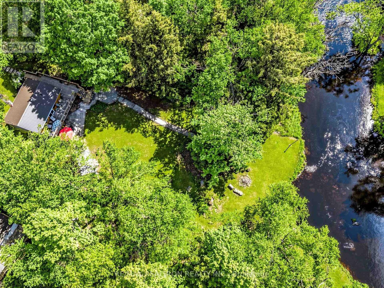 286 EDWINA DRIVE - 48