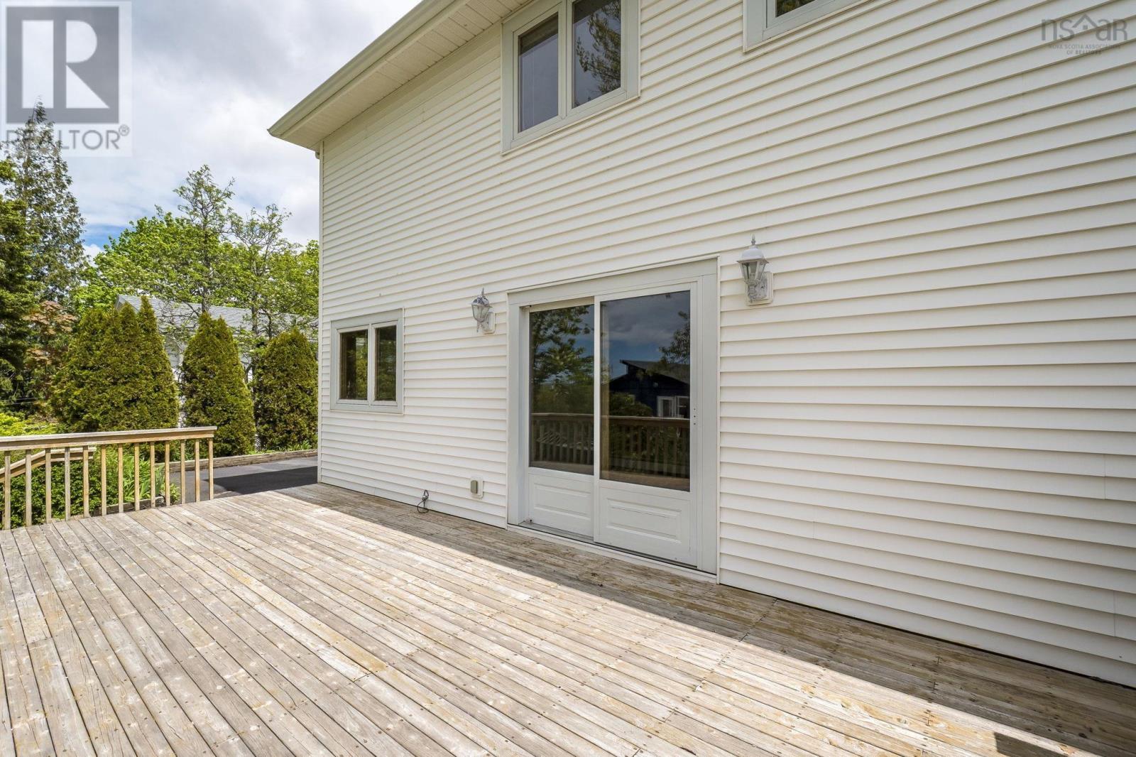 Property 41 of 49 of 46 Kent Avenue